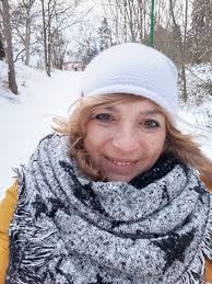 Ahojky všem 🙂 říká se, že muži by měli být odvážní, tak to zkusím...kdo by  měl zájem se seznámit s ženou bez fotky? Dělám to záměrně, aby jste nebyli  ovlivněni vzhledem. Pokud