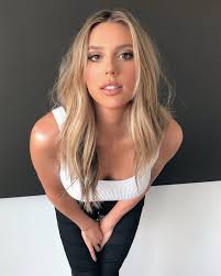 Sophia Stallone - Free pics, galleries & more at Babepedia