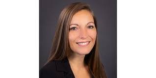 Carly Hendry's Instagram, Twitter & Facebook