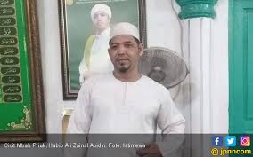 Habib ali al jufri fanspage. Habib Ali Zainal Sudahi Berpolemik Karena Beda Pilihan Jpnn Com