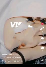 13detik #viral #tiktokchanel kedua @krizzguy 2.0note:tidak ada maksud ataupun unsur penghinaan sama sekali pada video diatas,semua hanya . Kronologi Video Viral 13 Detik Di Tiktok Diduga Adegan Syur 1 Cewek Dengan 6 Cowok Link Di Buru Warganet Portal Bangka Belitung