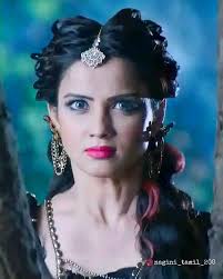 Choice your favourite nagin 💙🤍