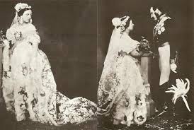 First Queen Victoria With Her White Wedding Dress Royal Wedding Gowns Queen Victoria Wedding Dress Queen Victoria Wedding
