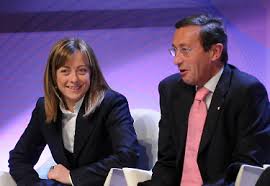 Non dormo più la notte. Giorgia Meloni Accostata A Gianfranco Fini Prende Le Distanze E Lo Umilia Mai Con Lui Libero Quotidiano