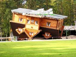 Czapiewski's company would normally take three. Datei An Upside Down House In Open Air Museum Szybmark Poland Jpg Wikipedia