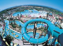 Informatii si poze despre parcul de distractii legoland germania din ulm, germania. Parcurile De Distractie Din Europa Cat Costa O Mini Vacanta Blogul Eximtur