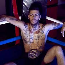 Cambi colore al cielo (03:09) originali, recensioni, sottotono. Emis Killa Un Nome Tatuato Nel Mio Cuore Home Facebook