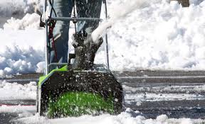 But this snowblower is a better choice if you have a gravel driveway. 6 Best Snowblowers For Gravel Driveway Reviewed Jan 2021