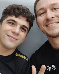 Bruno Valencia （江浩然） (@brunoqvalencia) • Instagram photos and videos