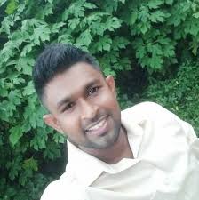 Material: Aluminium frame with 600D Oxford fabric Color: Dark Blue Opening  size: 505080cm Can be folded With armrests and drink holder Includes carry  bag Max load: 120kgs Weight: 1.8kg Ideal for picnic,