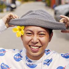 Surviving 3 Days bilang A Mangangalakal