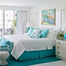 A small space is typically more cozy than a larger one, so have fun with it and make it your personal oasis. 45 Guest Bedroom Ideas Small Guest Room Decor Ideas Essentials