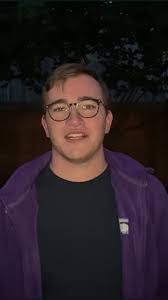 Angela Moffatt's Instagram, Twitter & Facebook