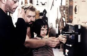 Léon, the top hit man in new york, has earned a rep as an effective cleaner. Nonton Leon The Professional 1994 Subtitle Indonesia