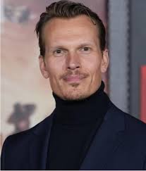 Name Matching "voss" (Sorted by Popularity Ascending)