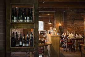 Das hotel altes eishaus erweckt durch seine detailgetreue einrichtung einen eindruck des frühen 19. Restaurant Altes Eishaus Restaurant In Giessen An Der Lahn