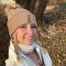 What is the best hydration method for long runs?