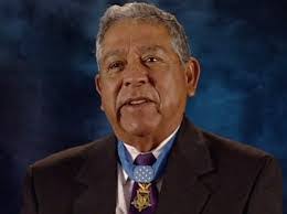 Brad Tefft's Instagram, Twitter & Facebook