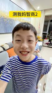 10根蜡烛吹灭3根，老妈说还剩7根，你们说对吗？ #家庭日常