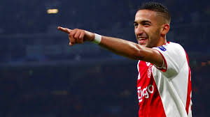 Hakim ziyech moved to stamford bridge from ajax last summer and went on to make 39 appearances across all competitions, but it is said the club may consider cashing in on him already. Hakim Ziyech Der Taktgeber Bei Ajax Amsterdam