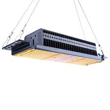 Utilizing samsung's proven quality lm301b leds 300veg delivers maximum cooling with over 660 watts of cooling power on our overbuilt aluminum heatsink so your light emits less heat, shines. Led Plant Grow Light Full Spectrum 300w 465 Leds Phytolamp Mania33 Verkkokauppa