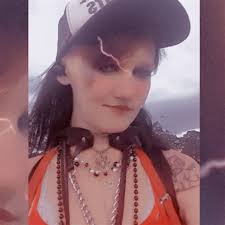 Emu plains escort : Elizabeth garnier escort