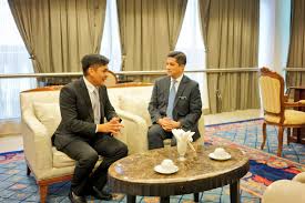 Menteri di jabatan perdana menteri: Mohamed Azmin Ali On Twitter Tahniah Kepada Yb Senator Dr Radzi Jidin Di Atas Pelantikan Sebagai Timbalan Menteri Hal Ehwal Ekonomi Saya Percaya Kepakaran Pengalaman Beliau Dapat Membantu Saya Menerajui