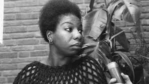 Mistakes : Nina Simone, Miles Davis, Limousine, Joona Toivanen, Sun Ra et  d'autres