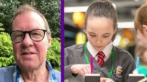 Desmond Anderson's Instagram, Twitter & Facebook