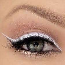 Black And White Eyeliner Makeup All Time Best White Eyeliner Black And White Makeup White Makeup