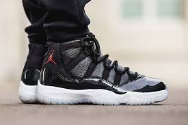 On Foot Air Jordan 11 Retro 72 10 Eu Kicks Sneaker Magazine In 2020 Jordans For Men Nike Free Shoes Nike Shoes Roshe