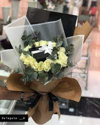 مندوب الشرقية منسق هدايا ま on instagram تنسيق هديه مع بوكيه ورد والتوصيل الى حي الراكة هدايا زهور table decorations gifts decor