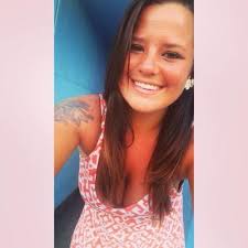 Cara Sumner's Instagram, Twitter & Facebook