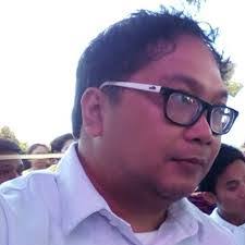 Raymond Roldan's Instagram, Twitter & Facebook