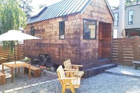 Une Tiny House Tout En Bois Planete Deco Bois Et Decoration Maison