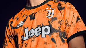 Das neue juventus 2020/21 shirt. Juventus Trikot News Neues Ausweichjersey Ist In Orange Gehalten Fussball News Sky Sport
