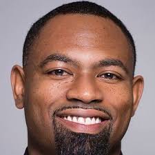 Anthony Lightner's Instagram, Twitter & Facebook