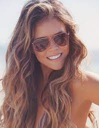 Comment placer et tracer la raie dans ses cheveux ? Cheveux Fins Et Ondules Automne Hiver 2016 Cheveux Ondules De Jolies Coiffures Pour Un Volume Maitrise Elle