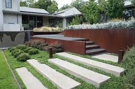 In order to make it less complicated than it really is, i've provided pictures and narrowed down a bunch of necessary words into 10 easy steps to follow. 10 Contemporary Retaining Walls Offer Fresh Ideas For Slopes