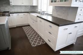 Black And White Kitchen Matt Priorities And New Kitchen Rugs The Sunny Side Up Blog White Kitchen Mat White Kitchen Rugs New Kitchen