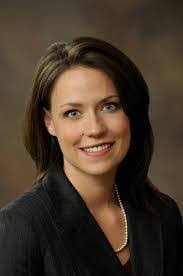 Jennifer Hendricks's Instagram, Twitter & Facebook