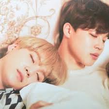 𝙷𝙰𝙿𝙿𝚈 𝙳𝙴𝚂𝙸𝚁𝙴𝙴 𝙳𝙰𝚈 ♡ (@btslovesdesiree)