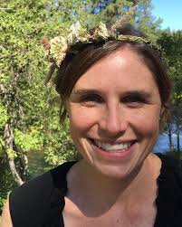 Fiona Lyon's Instagram, Twitter & Facebook