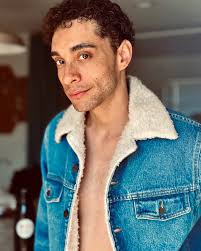 Gabriel Michael Mustin (@gabriel_m_michal) • Instagram photos and videos