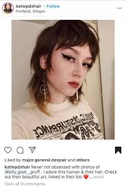 Hi guys does anyone offer cool cuts like this? My mullet has grown out and  I'd love to get it fixed back to its prime! I'll send pictures of my hair to