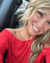 Lori Deal Rhodes (@lori_d_rhodes) • Instagram photos and videos