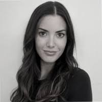 Emily Hecht's Instagram, Twitter & Facebook