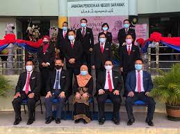 Mesyuarat bertujuan untuk membuat penyelarasan pengurusan kemasukan murid warganegara ke sekolah menengah kerajaan. Jabatan Pendidikan Negeri Sarawak Posts Facebook