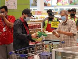 Bagi mereka yang tinggal di kawasan kampung atau pinggir bandar, pasti senang untuk mencari pasar basah tetapi tidak pada mereka yang tinggal dibandar. List Barang Dapur Yang Wajib Ada Gerenti Tak Pening Kepala Ketua Keluarga Kitpramenulis