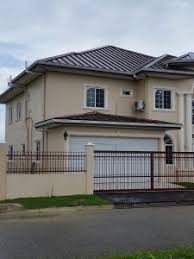 House For Sale In Brentwood Palms This Exclusive Chaguanas Gated Community Is Situated Seconds From The Sir Solo Wellness Design Building A House Real Estate